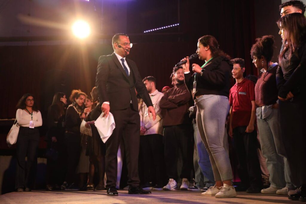 اختتام “الفيفاج” بسوسة: تتويجات سينمائية وبرمجة تراهن على وعي اليافعين وثقافة الصورة