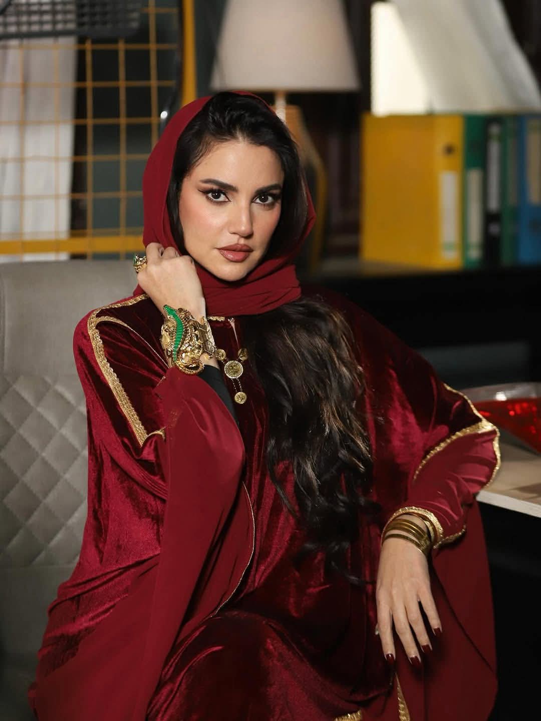درة تنهار بعد علمها أنها سبب تأخر الإنجاب .. في الحلقة 5 من مسلسل علي كلاي درة تنهار بعد علمها أنها سبب تأخر الإنجاب .. في الحلقة 5 من مسلسل علي كلاي